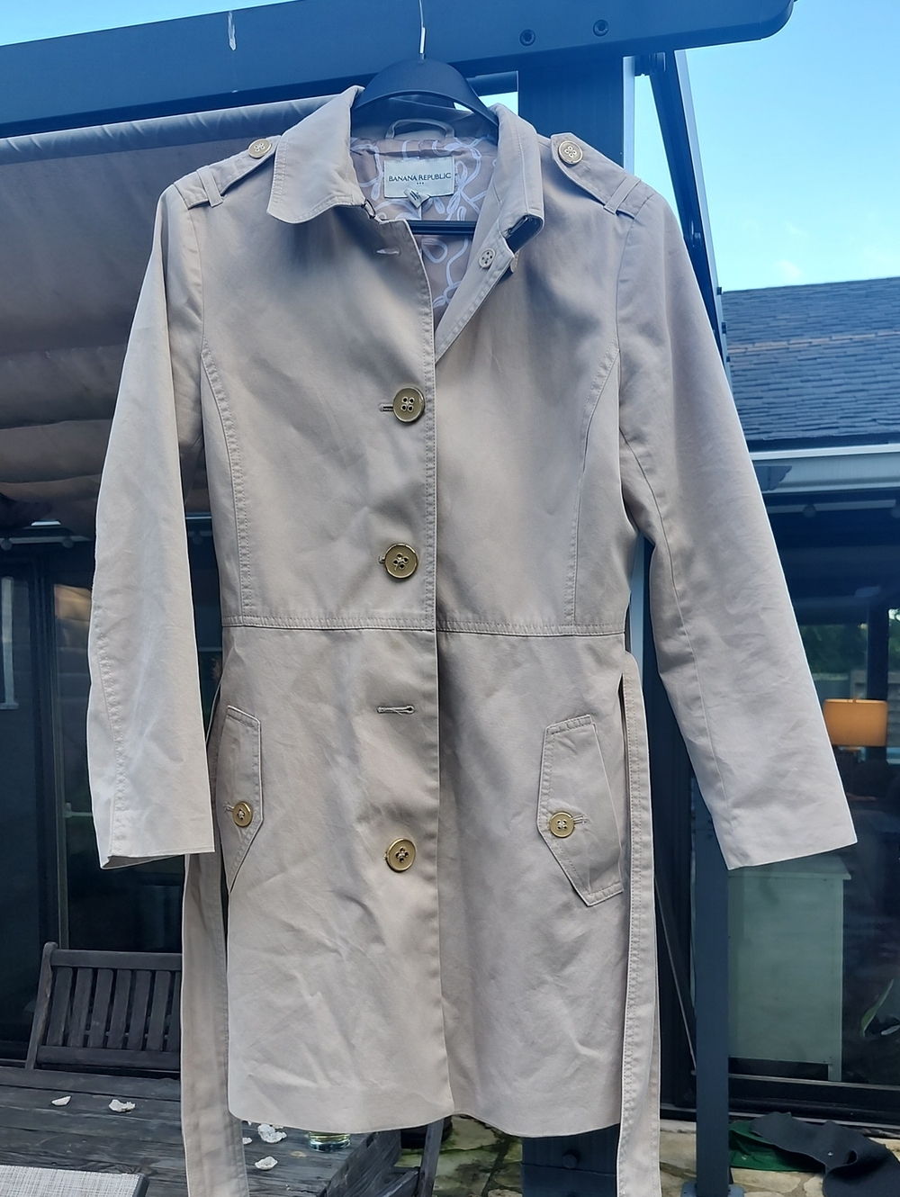 Banana Republic Women's Light Beige Trench Coat